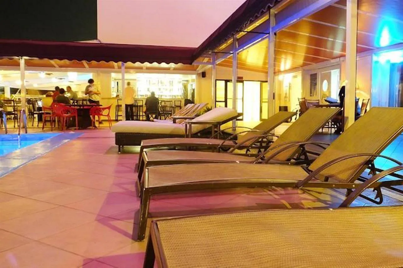 Napolitano Hotel Saint-Domingue